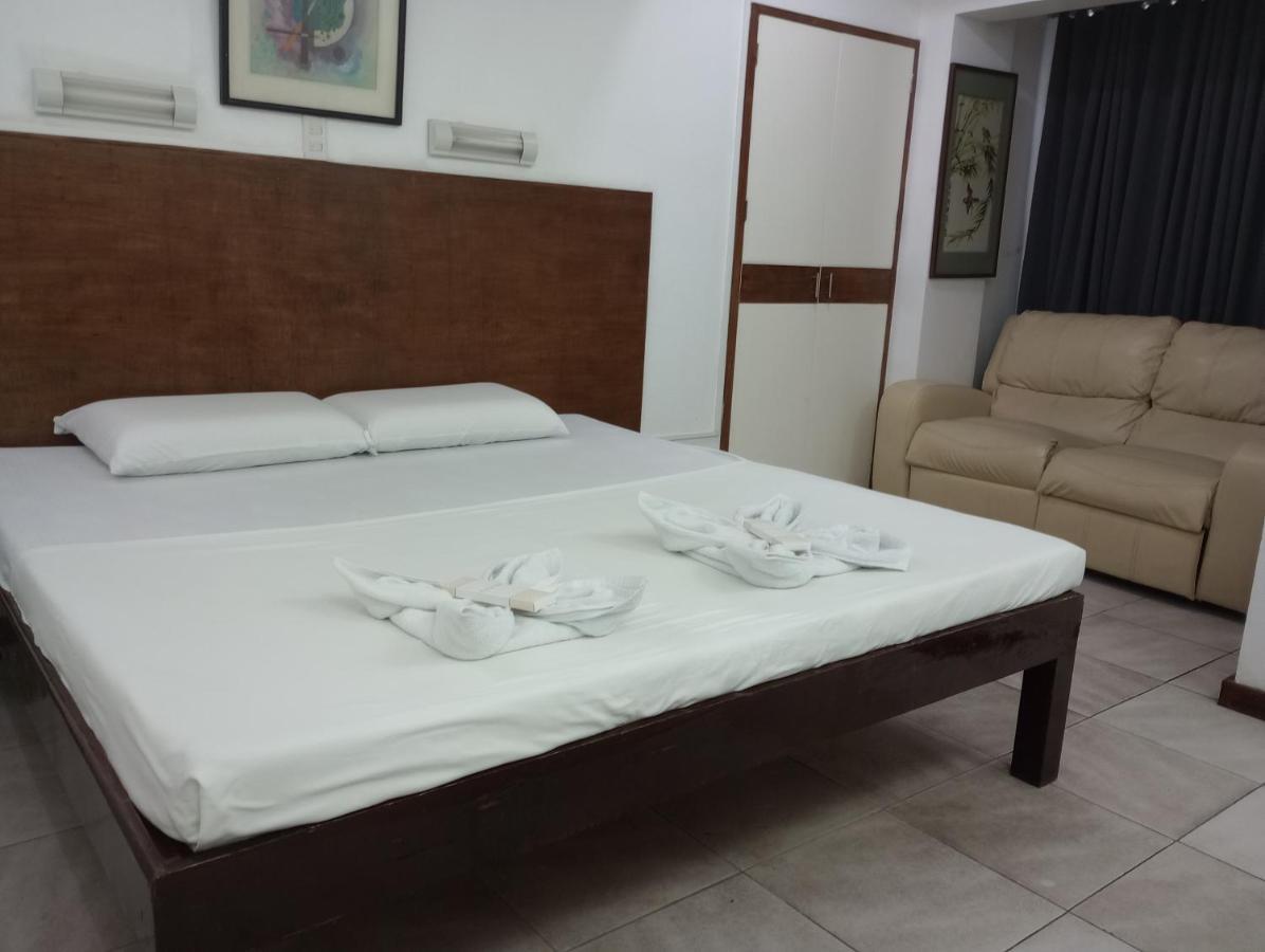 Citywalk Hotel Dumaguete City Bagian luar foto